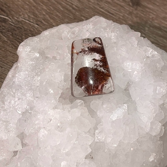 Garden Quartz Crystal Tumbles set of 2 - Picture 4 of 7